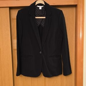 NEW Women's Black Blazer Made With Stretchy, Warm And Comfortable Material